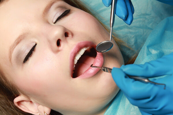 Sedation for Oral Surgery and Dental Implants
