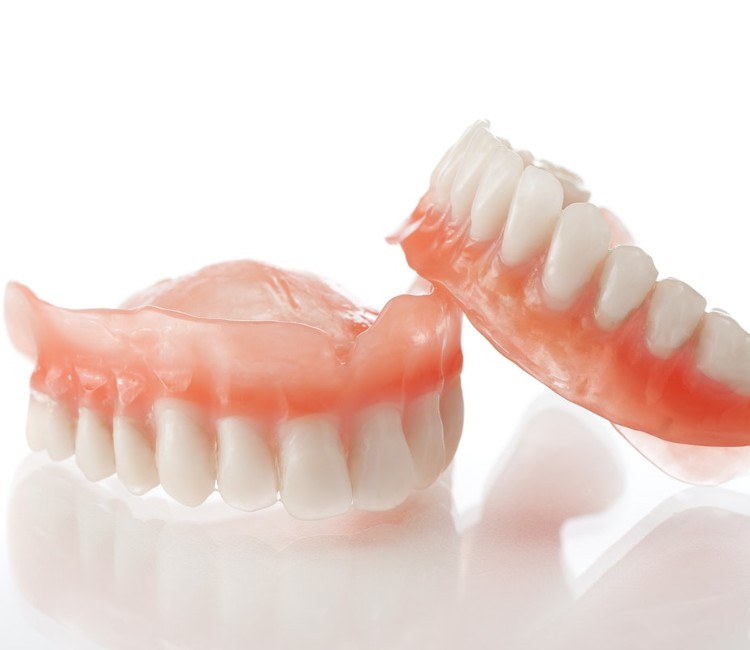 Proper Denture Care — How to Avoid the Pitfalls of Wearing Dentures