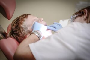 Common Symptoms of Tooth Decay, Good Samaritan Dental Implants